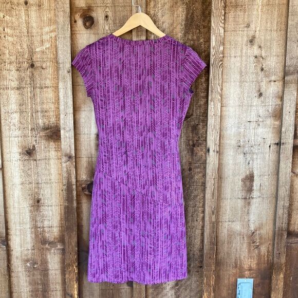Athleta Purple Geometric Nectar V-neck Faux Wrap Side Detail Pull over Dress - Picture 4 of 9